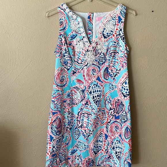 Lilly Pulitzer Dresses & Skirts - Lilly Pulitzer Sz 4 Shift Dress Gabby Shell Me About It Cord Lace Blue/Pink